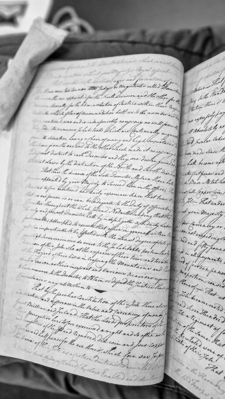 Fragment discussing currency, coinage standards, and Isle governance